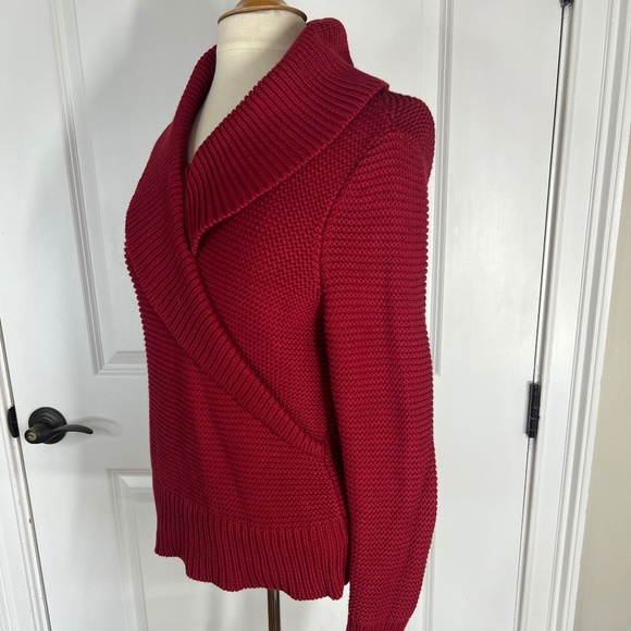 Talbots, Size MP. Red, Wide Collar, V Neck, Long Sleeve Sweater - Picture 6 of 12